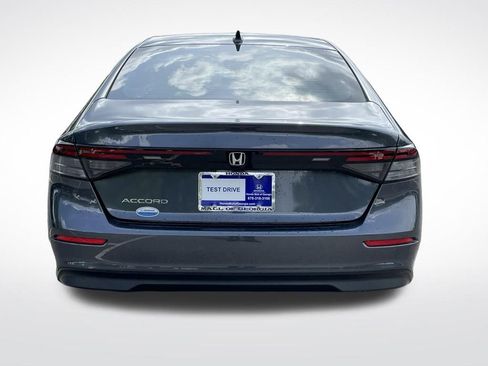 Certified 2025 Honda Accord LX image 5