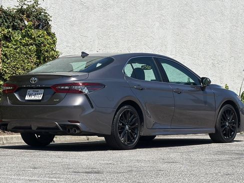 Used 2024 Toyota Camry XSE FWD image 5