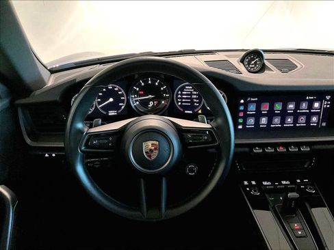 Used 2024 Porsche 911 Carrera 4 image 16