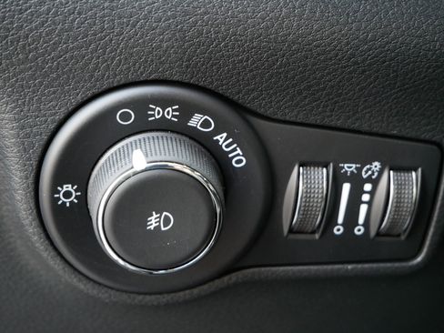 New 2026 Jeep Compass Limited AWD/4WD image 15