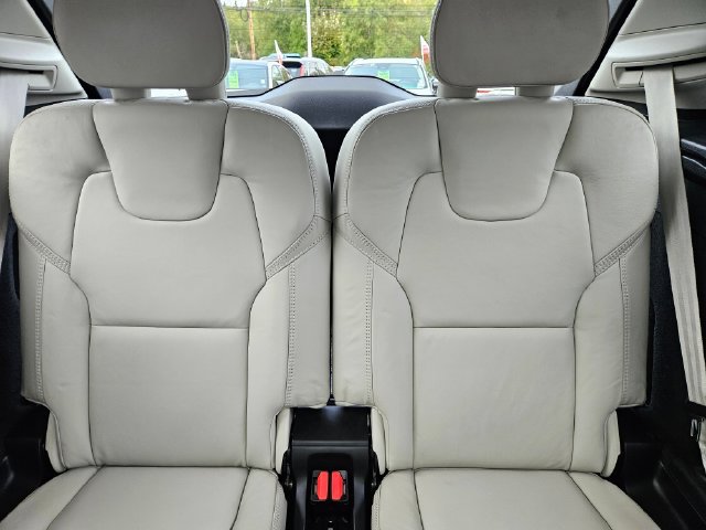 Certified 2023 Volvo XC90 T8 Ultimate w/ Protection Package Premier AWD/4WD image 14