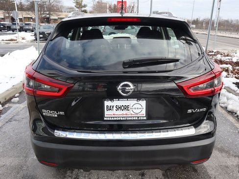 Certified 2021 Nissan Rogue Sport SV image 6