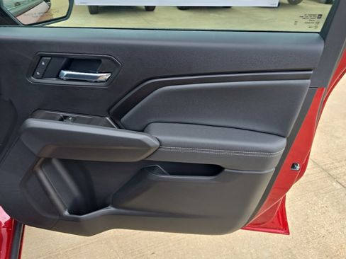 New 2026 Chevrolet Colorado LT RWD image 15