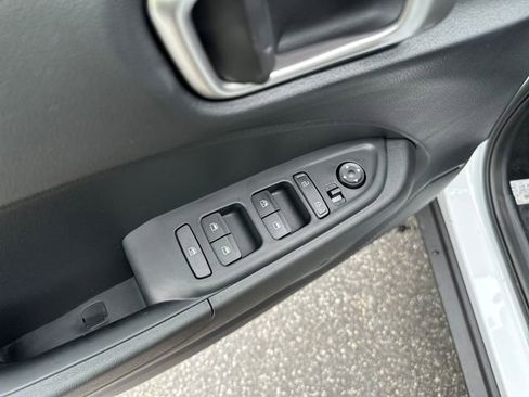 New 2026 Hyundai Venue SEL image 11