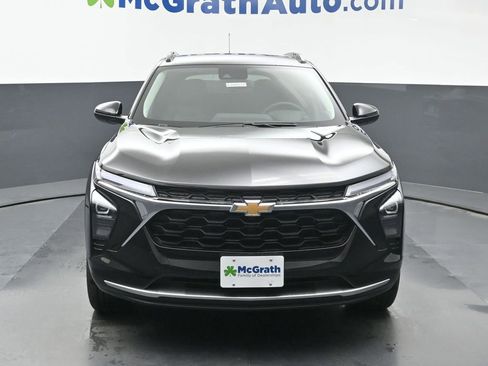 New 2026 Chevrolet Trax LT w/ Driver Confidence Package image 4