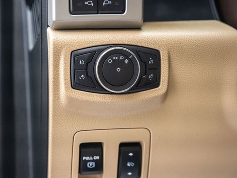 Used 2020 Ford F150 Lariat w/ Equipment Group 501A Mid AWD/4WD image 49