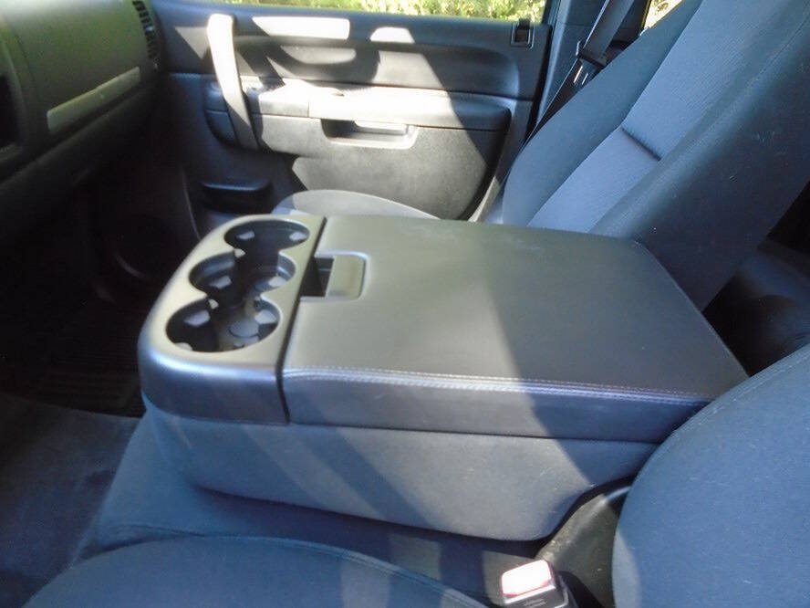 Used 2011 Chevrolet Silverado 1500 LT w/ All-Star Edition RWD image 14