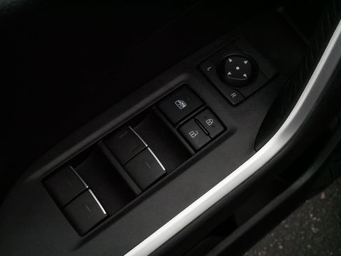 Certified 2022 Toyota RAV4 Adventure w/ Convenience Package AWD/4WD image 19