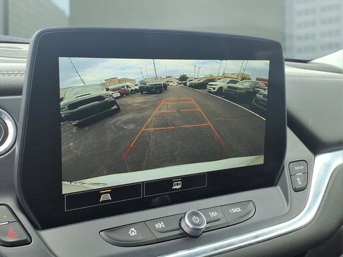 Used 2025 Chevrolet Blazer LT AWD/4WD image 5