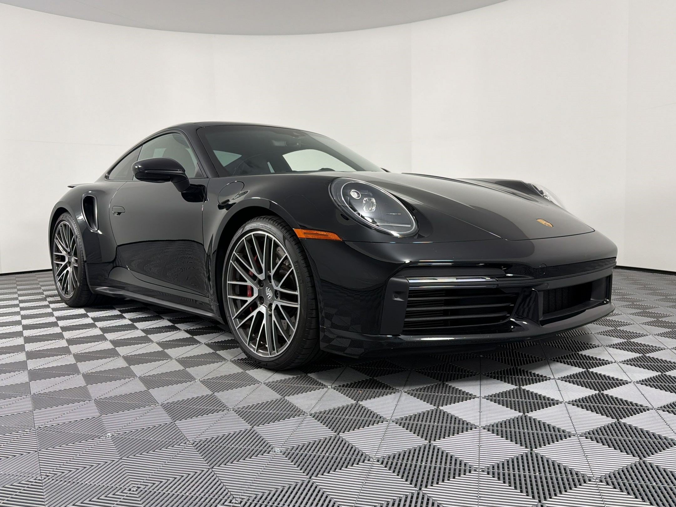 Certified 2022 Porsche 911 Turbo AWD/4WD image 7