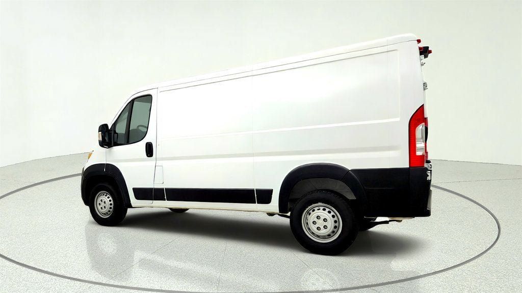 Used 2025 RAM ProMaster 2500 w/ Convenience Group FWD image 7