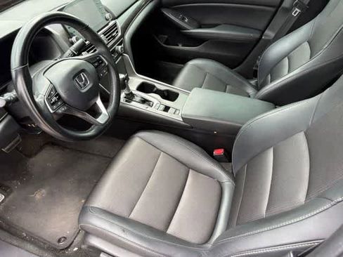 Used 2021 Honda Accord Sport image 9