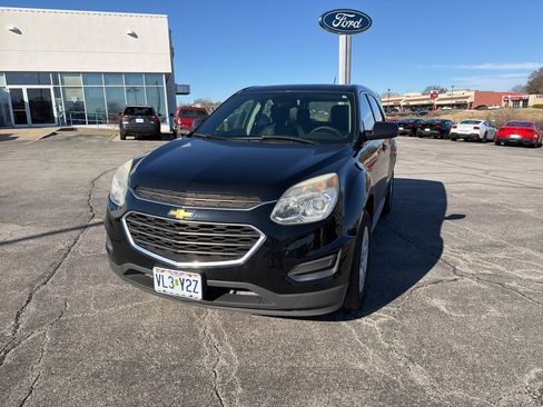 Used 2016 Chevrolet Equinox LS image 2