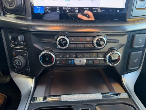Used 2025 Ford F150 Platinum w/ Equipment Group 702A High AWD/4WD image 27