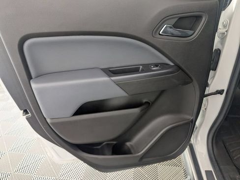 Used 2017 Chevrolet Colorado Z71 RWD image 27