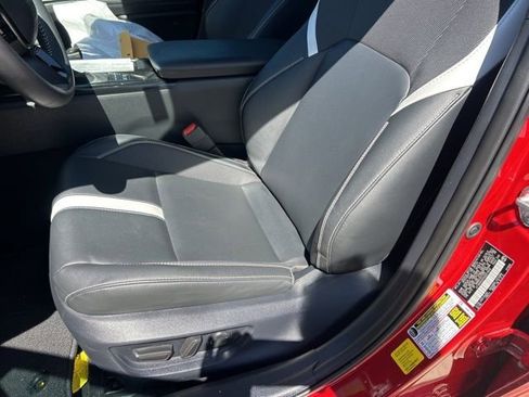 Certified 2025 Toyota Camry SE image 10