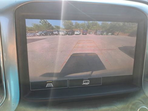 Used 2022 Chevrolet Silverado 1500 LT Trail Boss w/ LT Trail Boss Premium Package image 15