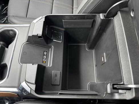 Used 2024 Chevrolet Silverado 3500 High Country w/ High Country Premium Package image 22