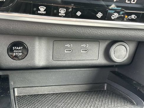 Used 2024 Nissan Rogue SV AWD/4WD image 26