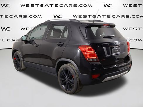 Used 2020 Chevrolet Trax LT w/ Redline Edition FWD image 43