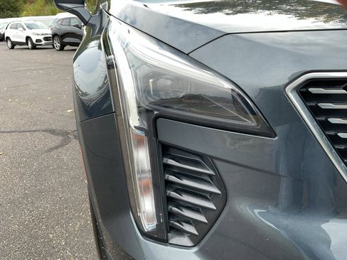 Used 2021 Cadillac XT4 Premium Luxury image 34