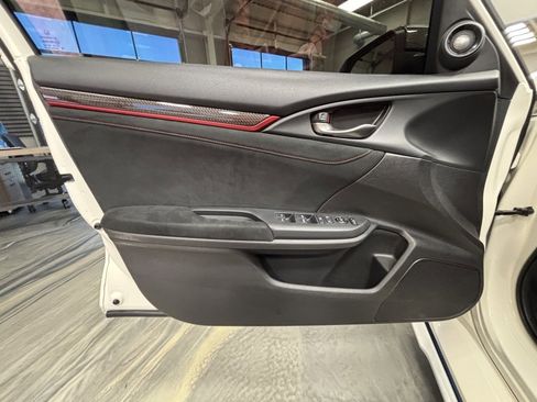 Used 2017 Honda Civic Type R image 50