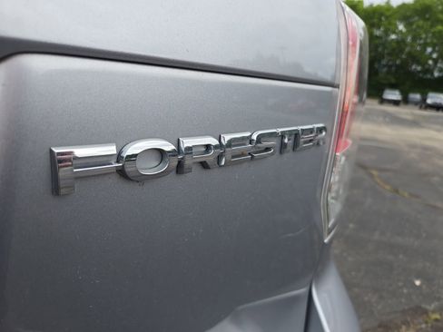 Used 2018 Subaru Forester 2.5i Limited AWD/4WD image 13