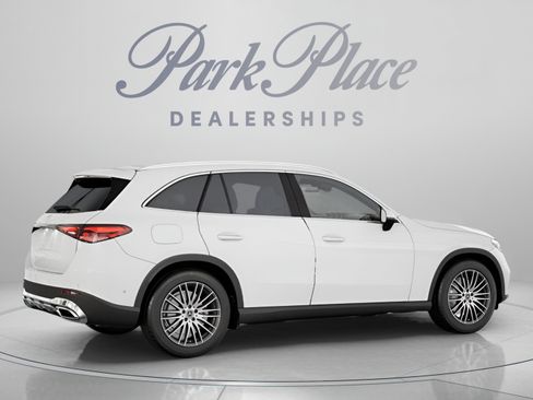 Certified 2026 Mercedes-Benz GLC 300 image 23