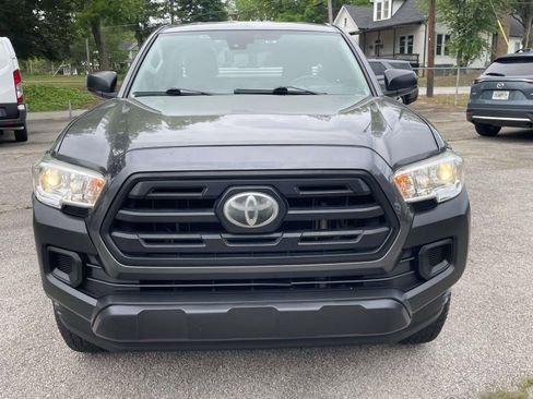 Used 2019 Toyota Tacoma SR RWD image 10