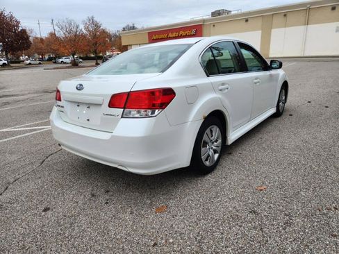 Used 2012 Subaru Legacy 2.5i image 8