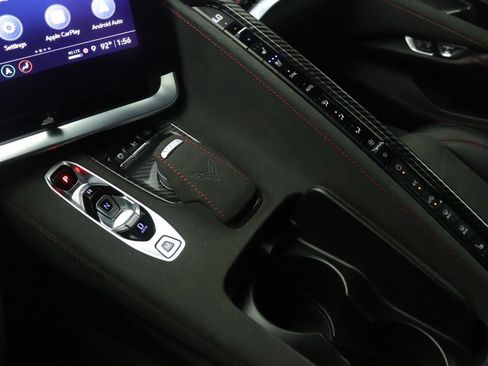 Used 2022 Chevrolet Corvette Stingray Premium Cpe w/ Z51 Performance Package RWD image 13