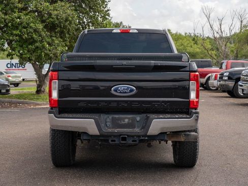 Used 2019 Ford F250 XL w/ STX Appearance Package AWD/4WD image 4