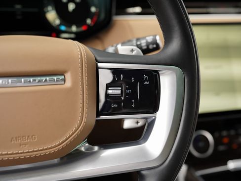 Used 2023 Land Rover Range Rover SE image 30