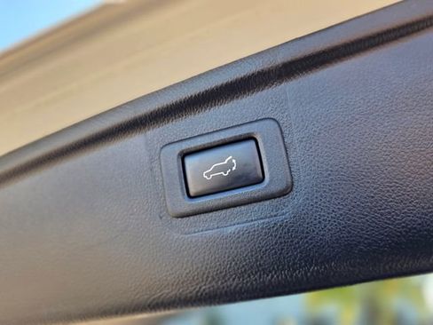 Used 2019 Subaru Outback 3.6R Limited image 14