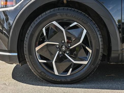 Used 2023 Hyundai Ioniq 5 SEL image 11