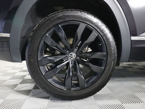 Used 2021 Volkswagen Atlas Cross Sport SEL R-Line w/ Cross Sport MDO Package image 7