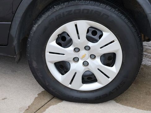 Used 2016 Chevrolet Trax LS FWD image 29