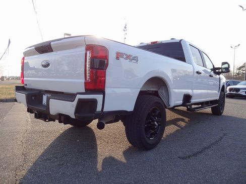 Certified 2024 Ford F250 XL w/ STX Appearance Package image 4