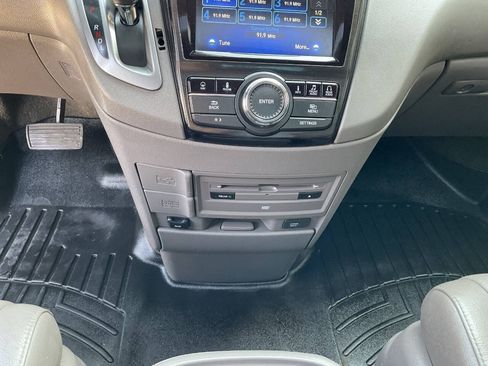Used 2016 Honda Odyssey Touring Elite image 27
