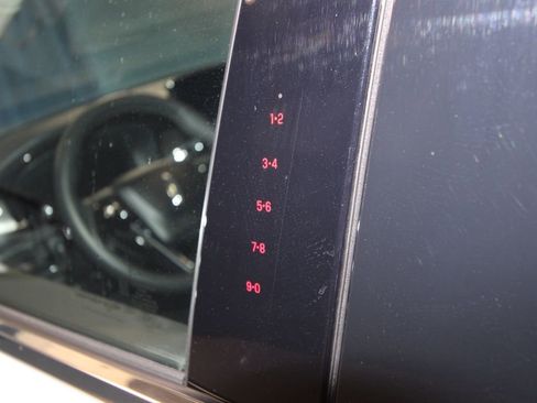 Used 2026 Lincoln Corsair Grand Touring image 5