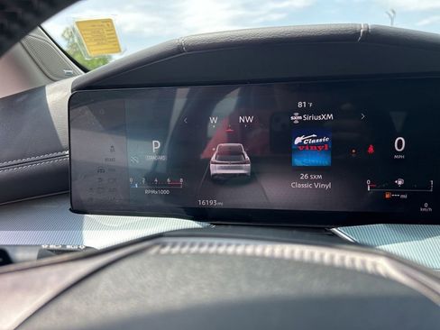 Used 2025 Nissan Murano SL AWD/4WD image 22