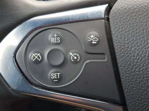 Certified 2023 Chevrolet Traverse LT image 22