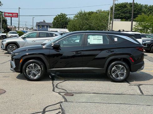 New 2026 Hyundai Tucson Blue SE AWD/4WD image 2