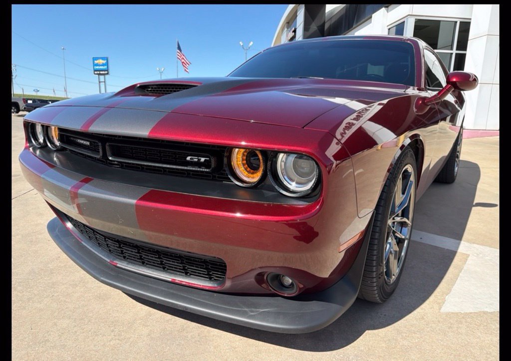 Used 2022 Dodge Challenger GT w/ Plus Package RWD image 7