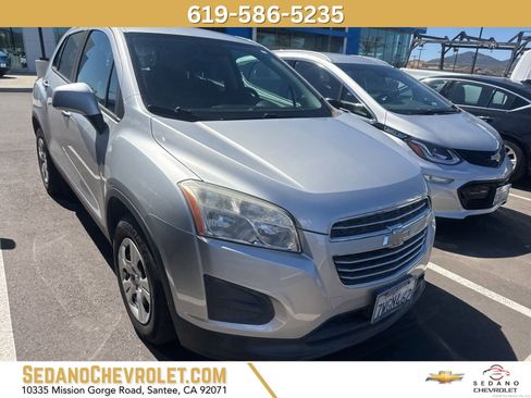 Used 2016 Chevrolet Trax LS image 1