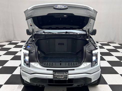 Used 2025 Ford F150 Lightning Flash image 10