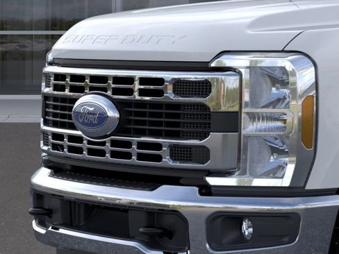 New 2025 Ford F350 XL w/ XL Chrome Package AWD/4WD image 17