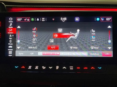 Used 2024 Dodge Charger Daytona Scat Pack w/ Plus Group AWD/4WD image 46