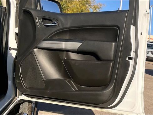 Used 2020 Chevrolet Colorado LT w/ LT Convenience Package image 22