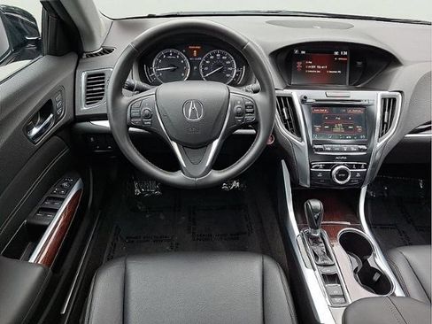 Used 2015 Acura TLX FWD image 9